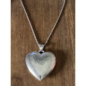 James Avery Retired RARE X-Large Puffy Heart Pendant And 21.5 Necklace 2 3/4”!